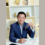 Milton Seigi Hayashi destaca a formação e as tendências na segurança da cirurgia plástica.