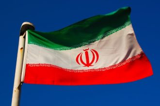 Preço do petróleo em alta e tensão no Irã: impactos para a Petrobras e para a economia brasileira