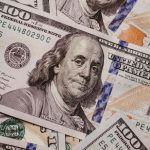 Dólar Próximo da Estabilidade e Impactos na Economia Global