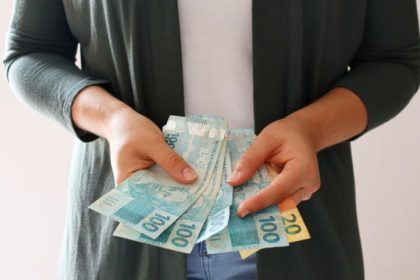 Renda alternativa no Brasil: por que 45% dos brasileiros estão buscando novas formas de ganhar dinheiro em 2026