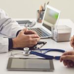 Reajuste dos Planos de Saúde Coletivos em 2026: O Que a Alta de 9,9% Significa para Empresas e Trabalhadores