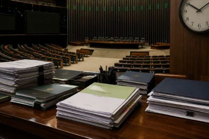 Como Funciona o Trancamento de Pauta no Congresso e Como Isso Atrasa as Leis do Seu Dia a Dia