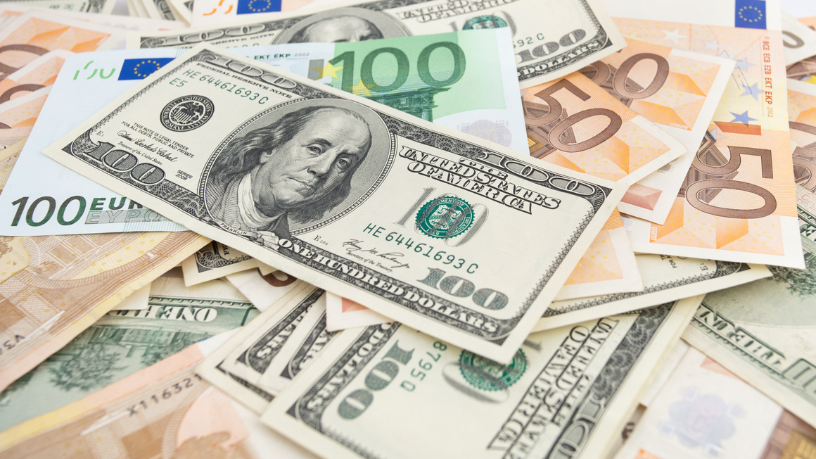 Dólar volta a subir e Bolsa inicia julho em queda: o que isso significa para o bolso do brasileiro